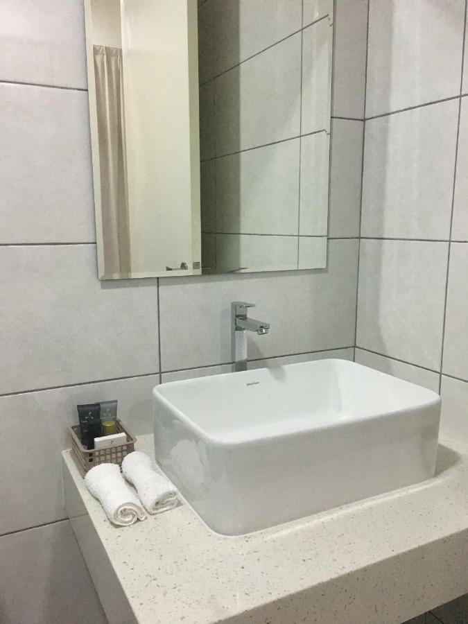 Ioi Conezion Iman'S Home With Pool View Unit Putrajaya Ngoại thất bức ảnh