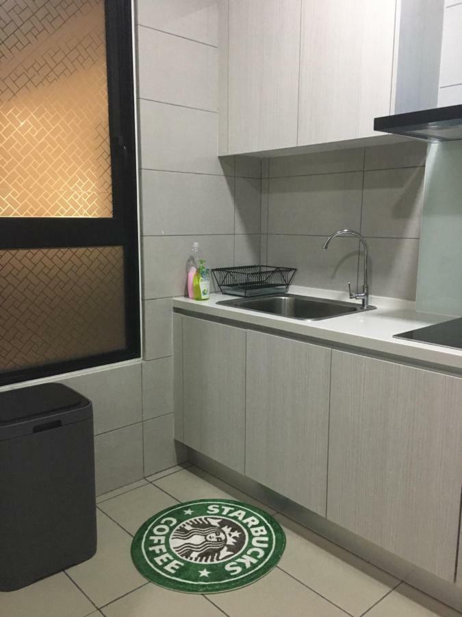 Ioi Conezion Iman'S Home With Pool View Unit Putrajaya Ngoại thất bức ảnh